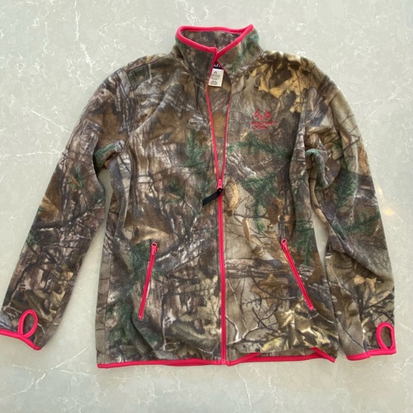 Realtree Tops - Women’s Real Tree camo hunting zip fleece